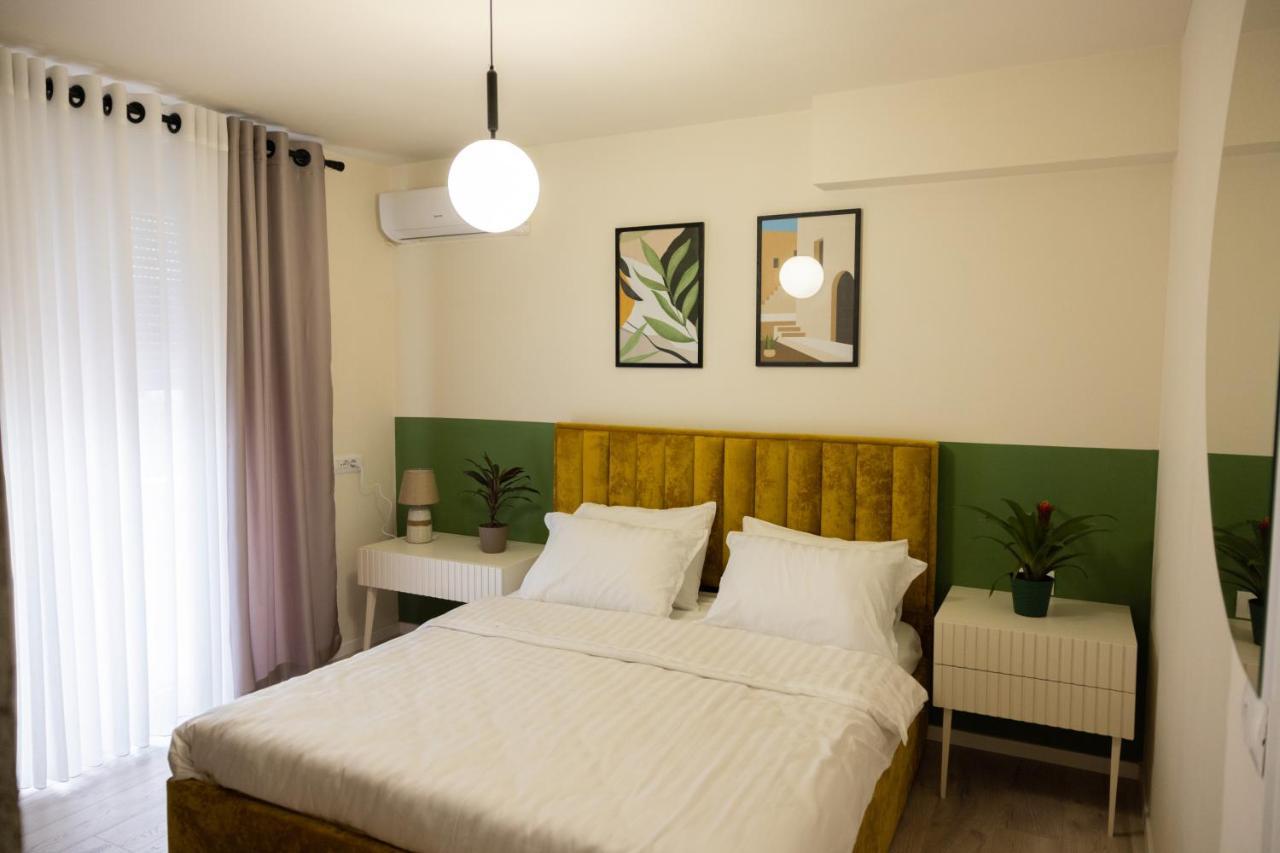 Three Doors Apartments, Kiwi 1+1 Apartment تيرانا المظهر الخارجي الصورة